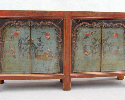 描彩四門連柜|Color-painted low cabinet