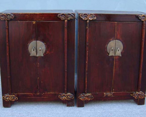 紅漆二門小柜|Red-lacquered small cabinet