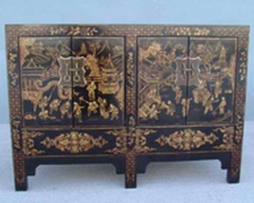 黑描金四門柜|Small black cabinet with tracing a design in gold