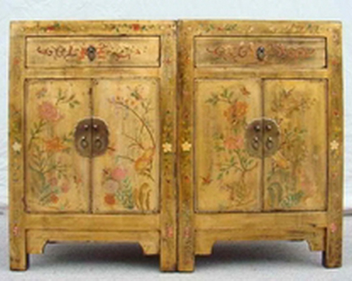 黃一抽二門小柜|Yellow lacquer small chest with one drawer and two gates