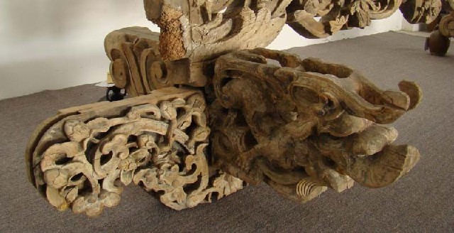 花板|店Carved board