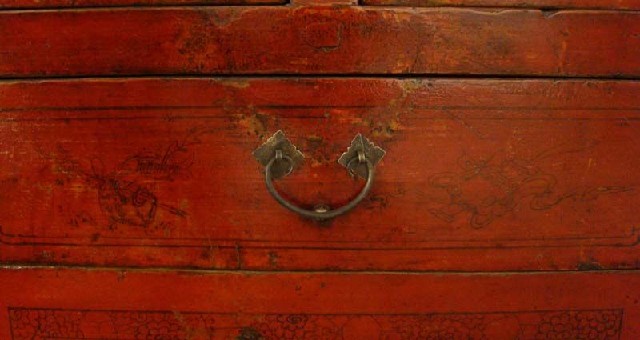 紅描彩三抽桌|red depicting a color table with three drawers