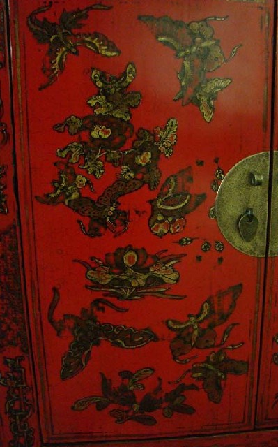 紅描金二門柜高碑店|red depicting a color chest with two gates
