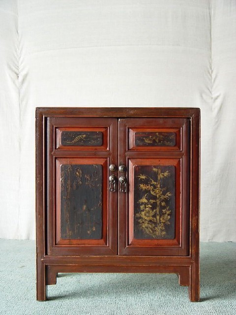 描金二門小柜|Gold-painted/gilt small cabinet w/ 2 doors