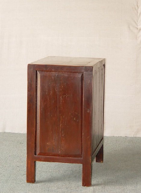 描金二門小柜|Gold-painted/gilt small cabinet w/ 2 doors