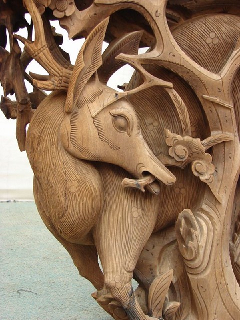 瑞獸牛腿工廠|Carving