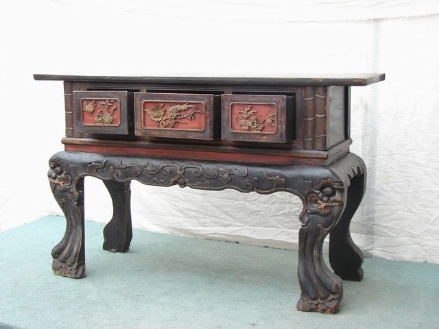 彎腿三抽供臺|Bending-legs altar w/ three drawers