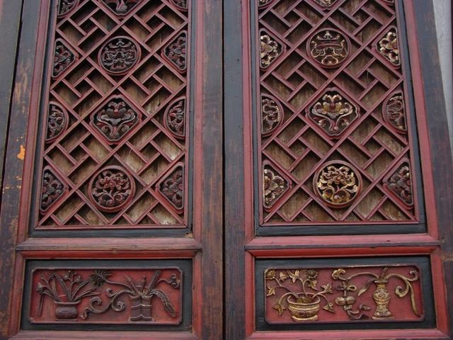 門花板|Carved doorboard