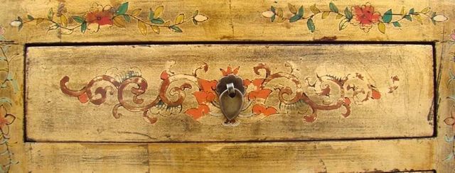 黃一抽二門小柜|Yellow lacquer small chest with one drawer and two gates