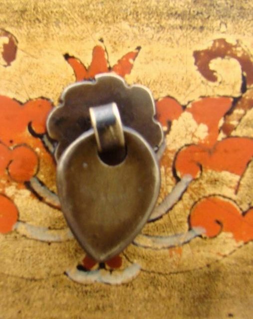 黃一抽二門小柜|Yellow lacquer small chest with one drawer and two gates