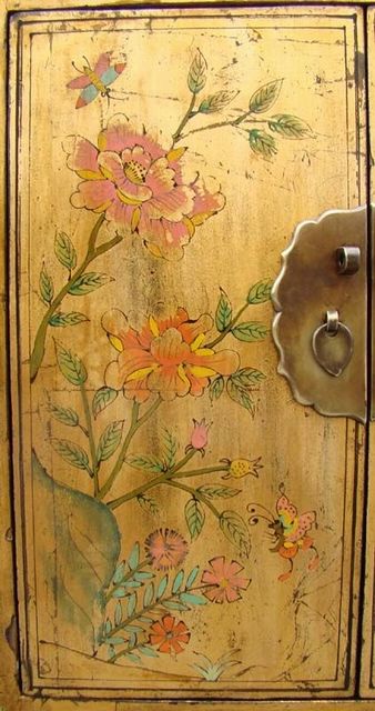 黃一抽二門小柜|Yellow lacquer small chest with one drawer and two gates