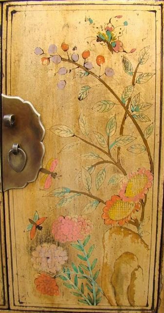 黃一抽二門小柜|Yellow lacquer small chest with one drawer and two gates