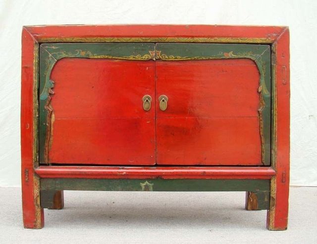紅二門小柜|Red-lacquered small cabinet