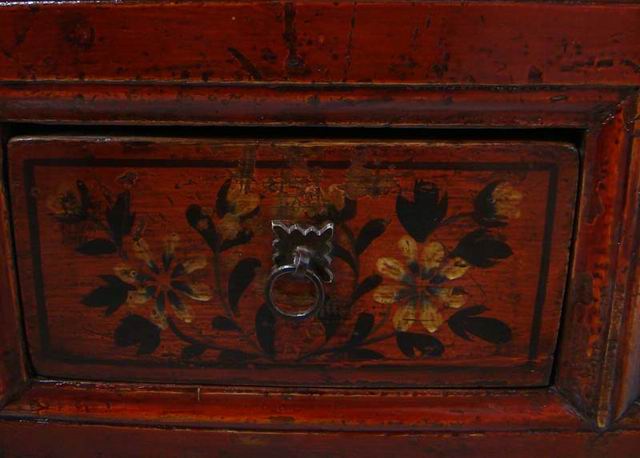 描彩三抽二門柜工廠|painted cabinet