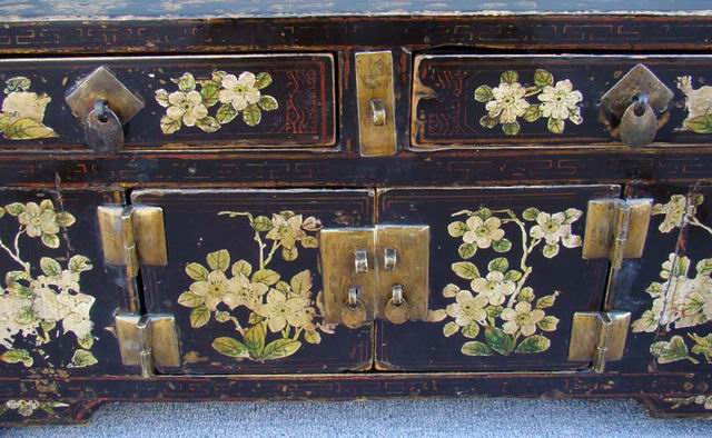 描彩二抽二門地柜|painted cabinet