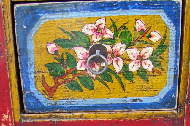 描彩四抽二門地柜高碑店painted lower cabinet