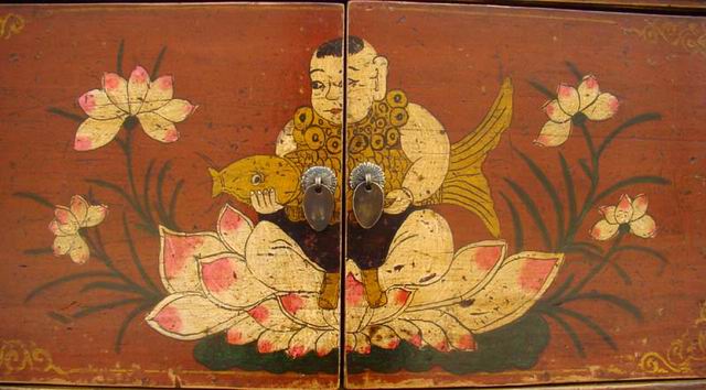 描彩三抽二門柜|painted cabinet