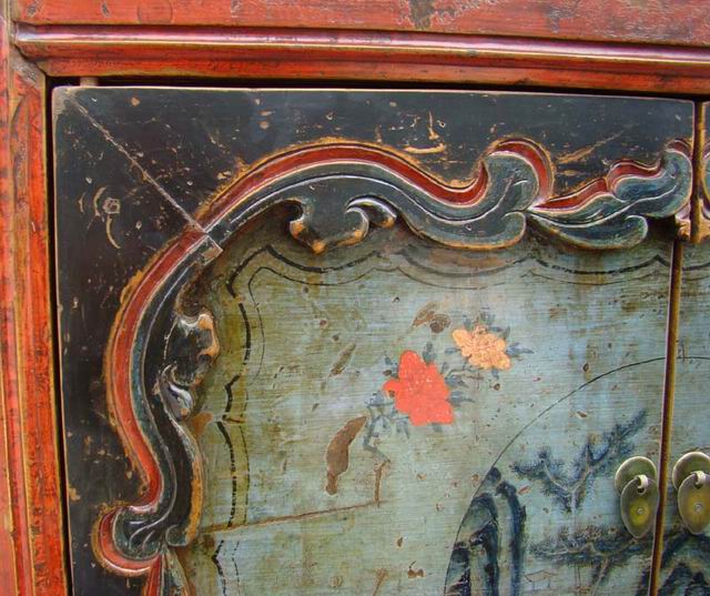 描彩四門連柜|Color-painted low cabinet