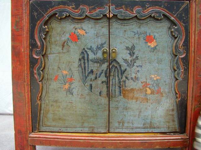 描彩四門連柜|Color-painted low cabinet