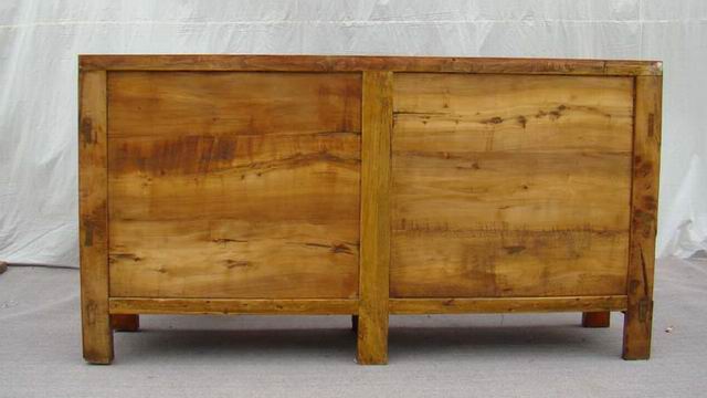 描彩四門連柜|Color-painted low cabinet