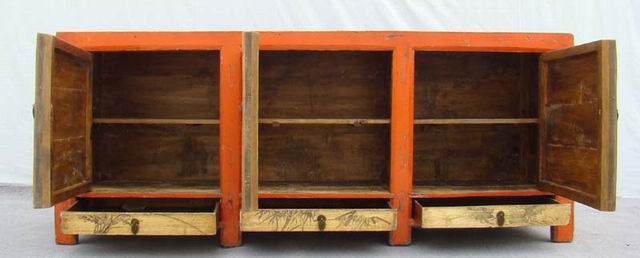 描彩三抽三門體工廠|Color-painted low cabinet