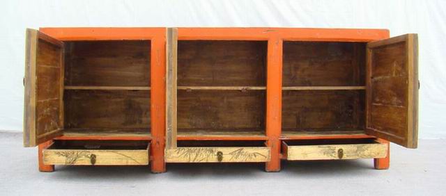 描彩三抽三門體工廠|Color-painted low cabinet