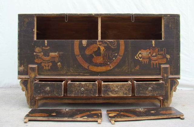 描彩箱painted trunk