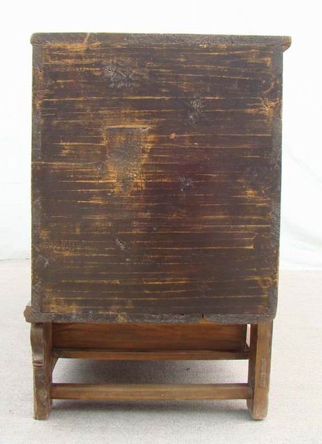 描彩箱painted trunk