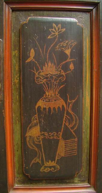 描彩三抽二門柜工廠|painted cabinet