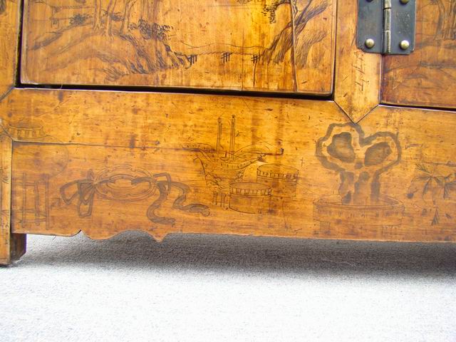 描彩四門地柜|lower cabinet