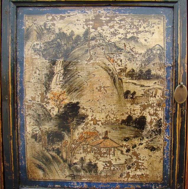 描彩三抽三門柜|Color-painted low cabinet