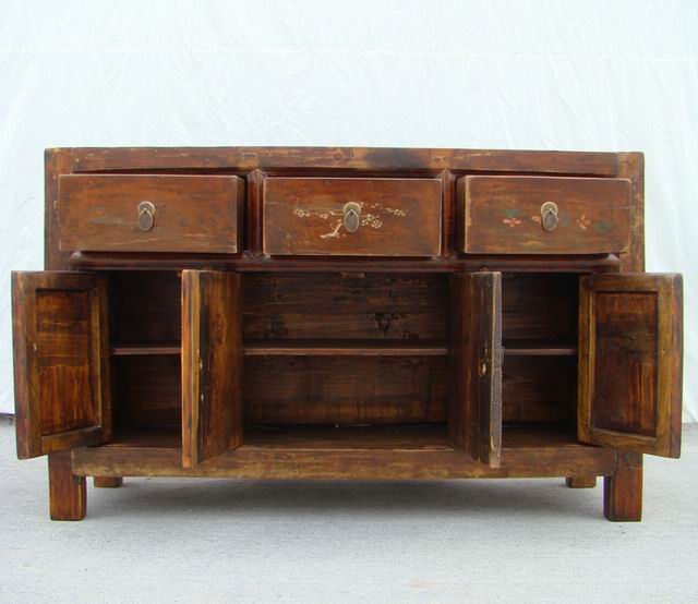 描彩三抽四門柜|painted lower cabinet
