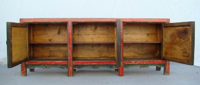三門描彩柜|Color-painted low cabinet