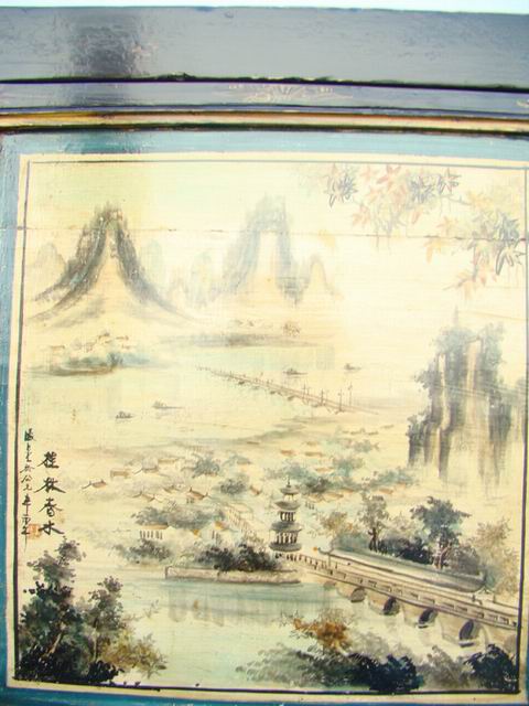 三門描彩柜|Color-painted low cabinet