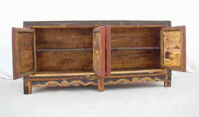 四門描彩柜|Color-painted low cabinet