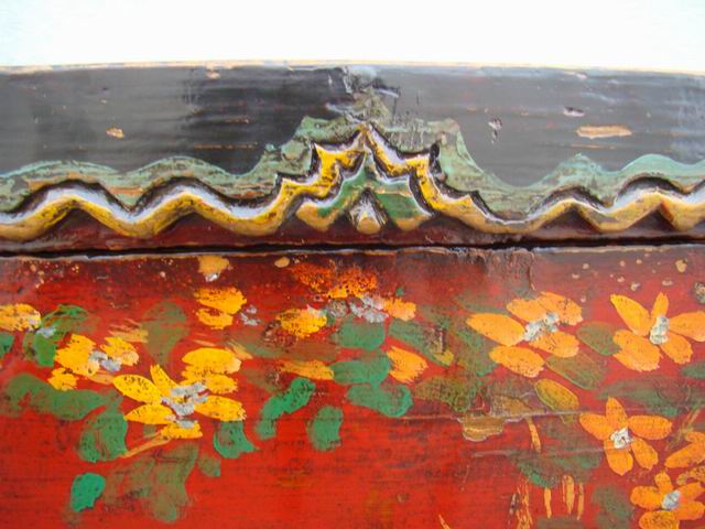 描彩箱工廠|painted trunk