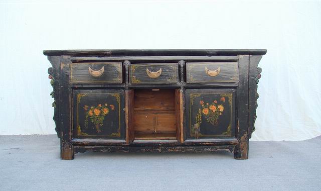 黑三抽二門五彩柜|Color-painted low cabinet