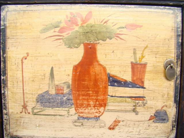 三門描彩柜|Color-painted low cabinet