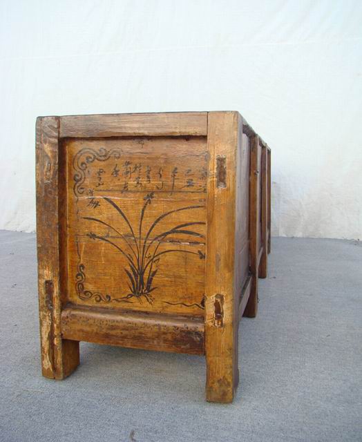 描彩地柜|Color-painted low cabinet