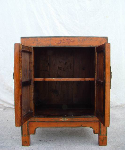 黃描彩小柜工廠剩一件|painted small cabinet